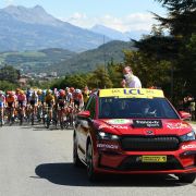 Začala Tour de France – Škoda znova partnerom