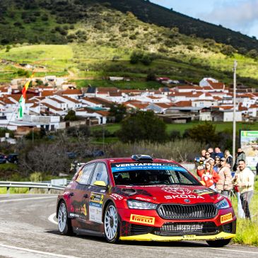 Verstappen jazdí so Škodou Fabia