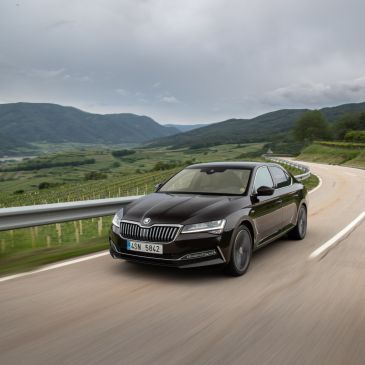 Jubiluje aj ŠKODA SUPERB